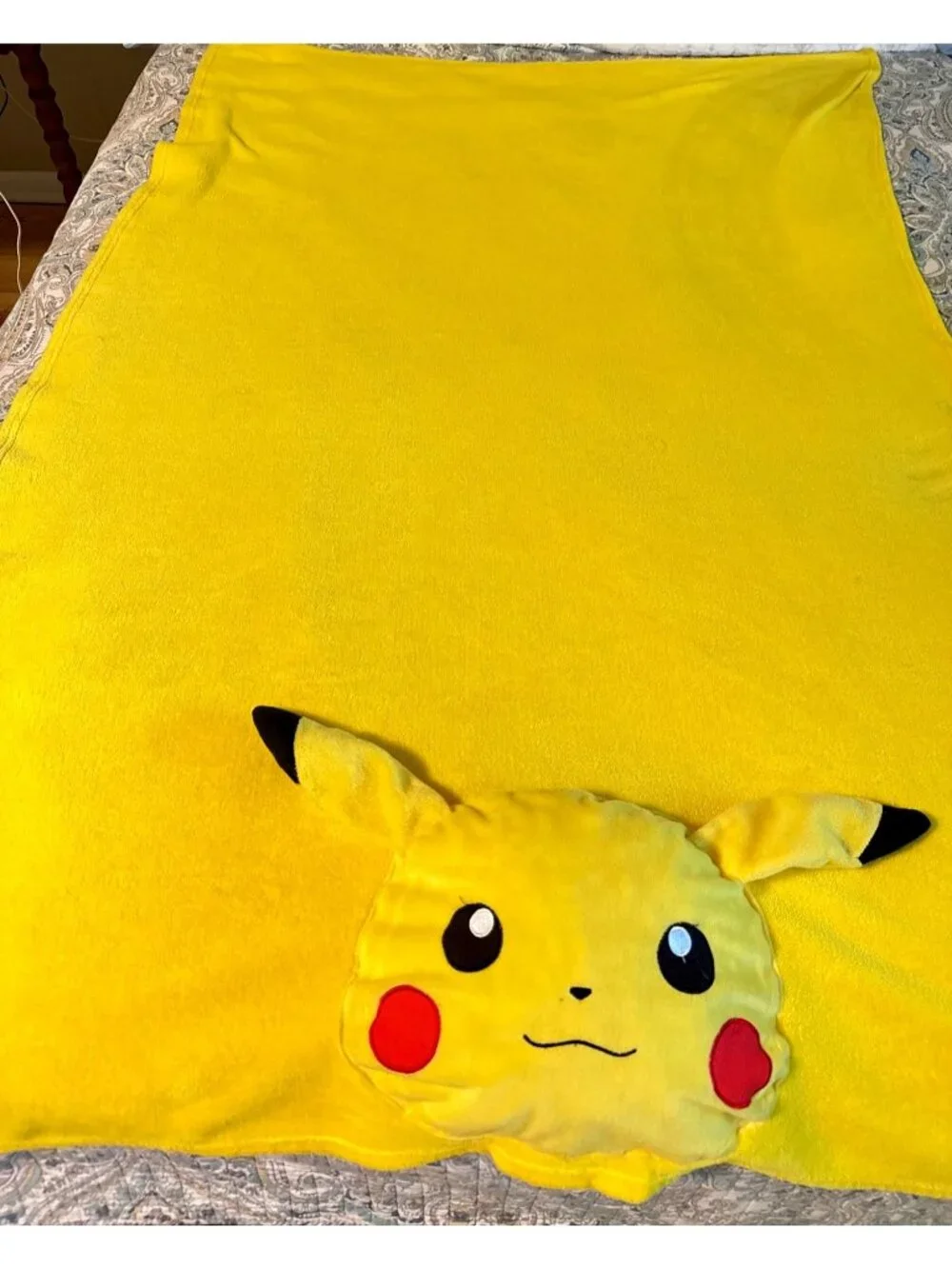 Pokémon Pikachu Fleece Blanket Pillow Throw Wrap Yellow Kids Sleeping Bedding